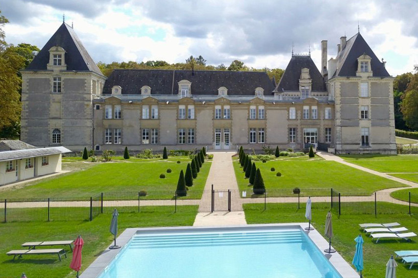 Home Chateau De Jalesnes