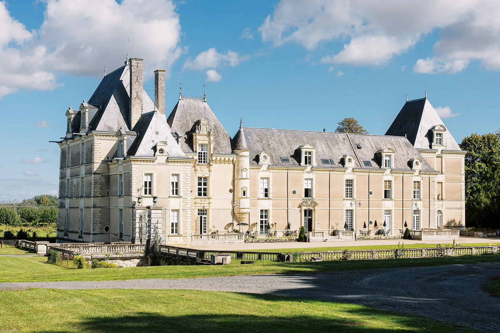 Rachelle & Christopher