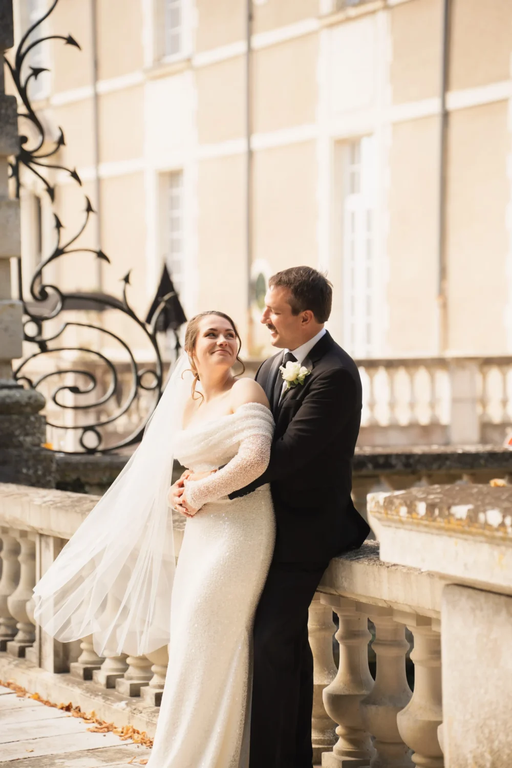 Elopements-at-Chateau-de-Jalesnes-18-scaled.webp