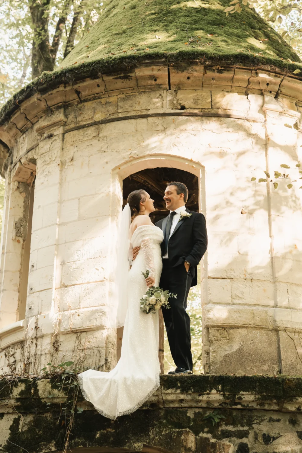 Elopements-at-Chateau-de-Jalesnes-20-scaled.webp
