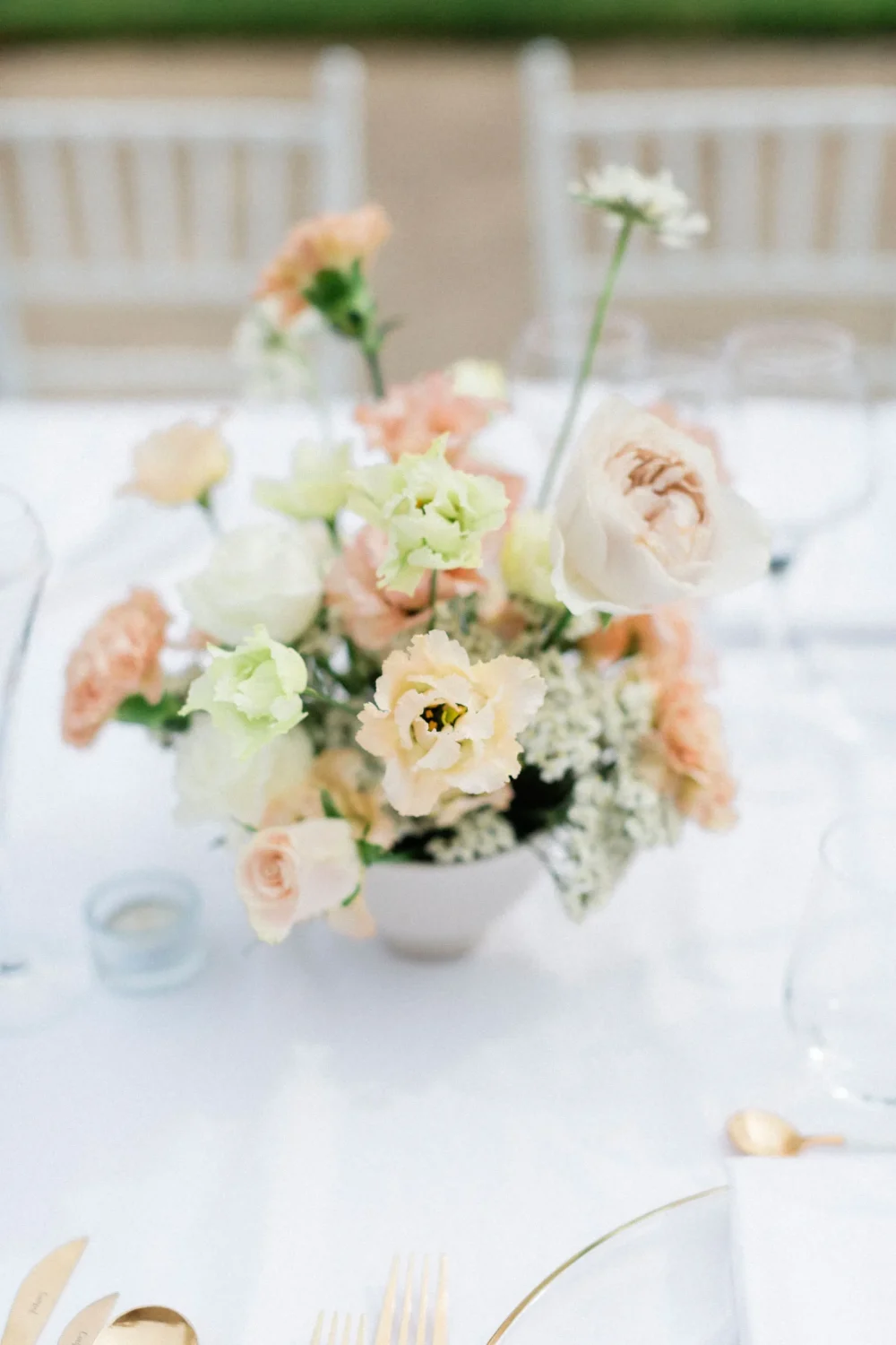 Florals-and-Decorations-Weddings-at-Chateau-de-Jalesnes-25-scaled.webp